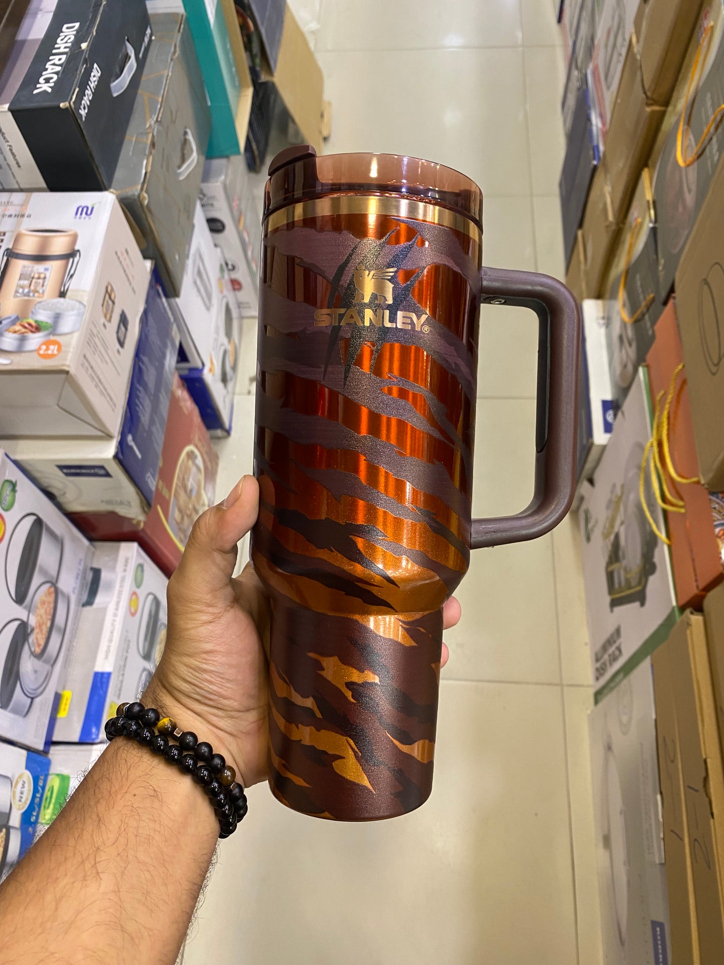 The Tyla Tyger Quencher H2.0
FlowState Tumbler | 40 OZ