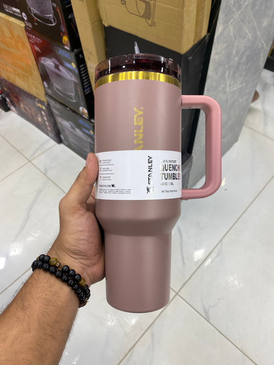 The Stanley Flip Straw Quencher | 40 OZ