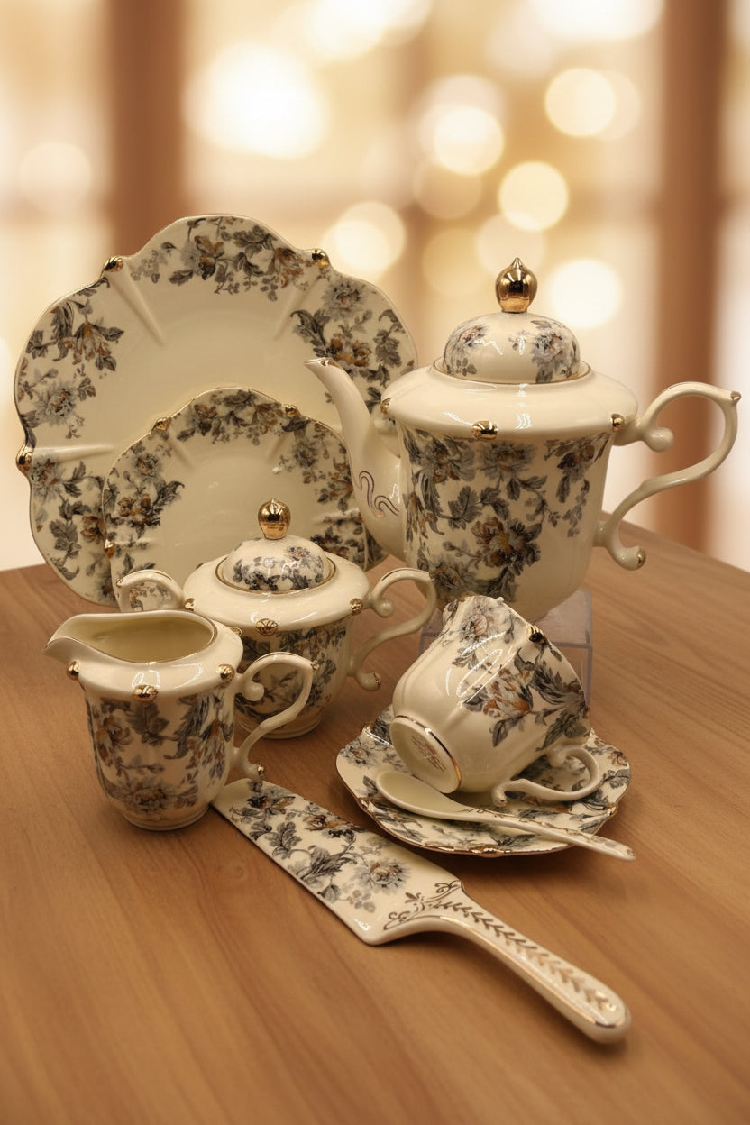 Royal Albart 31 Pcs Tea Set