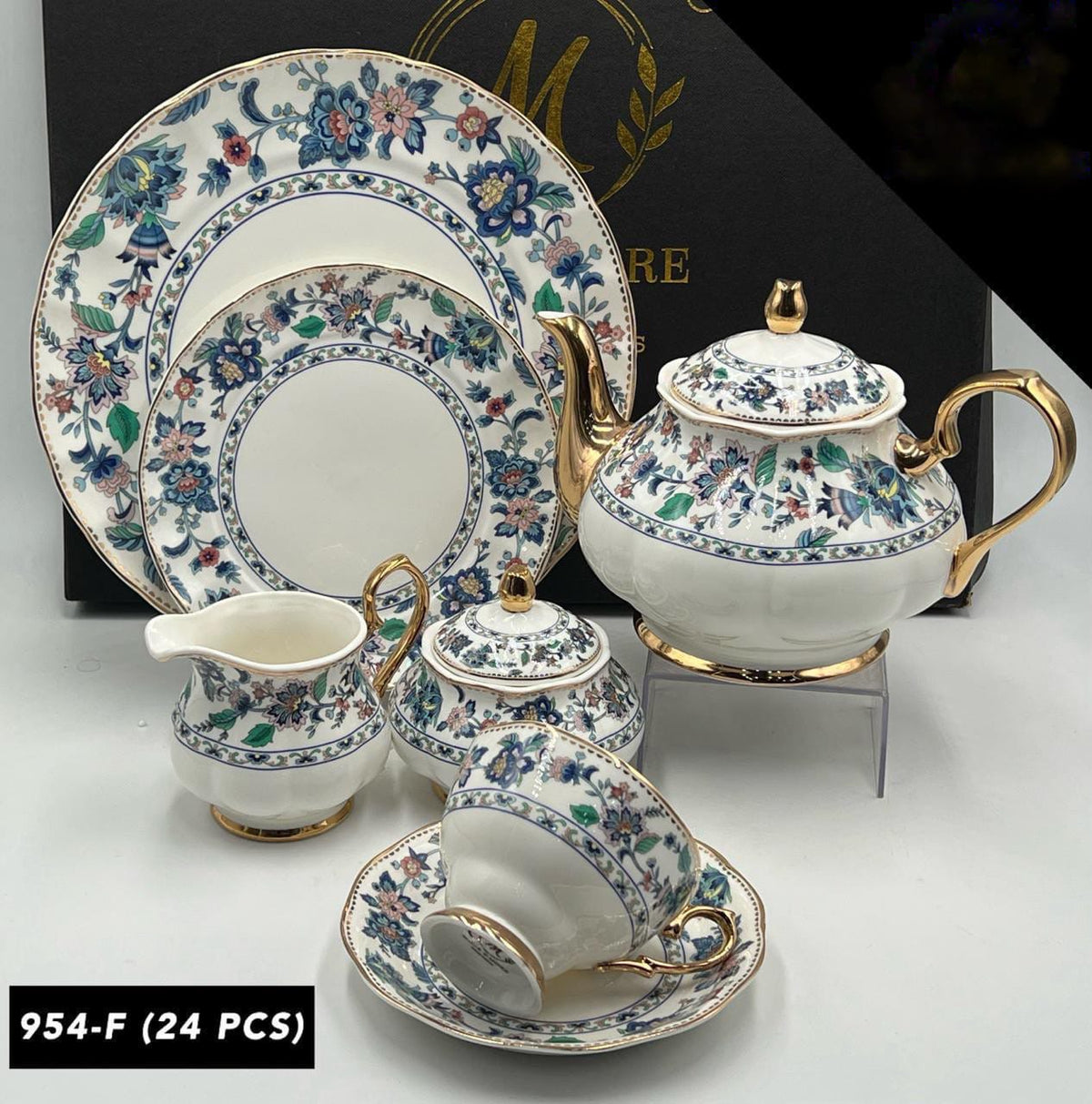 Royal Albart 24 Pcs Tea Set