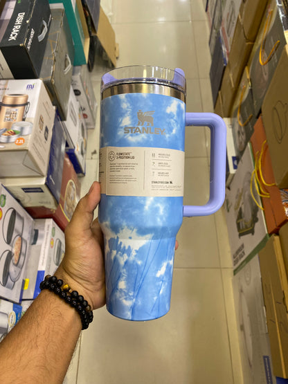 The Blue Tie Dye Quencher H2.0 Flow State Tumbler | 40 OZ