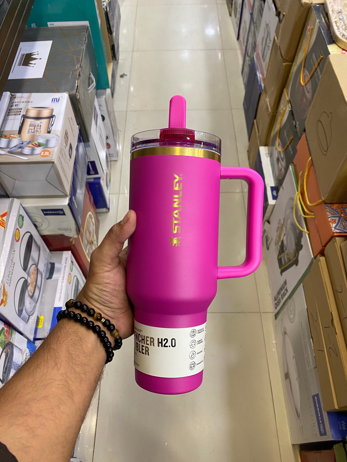 The Quencher Pro Tour Flip Straw Tumbler | 40 Oz Vivid Violet