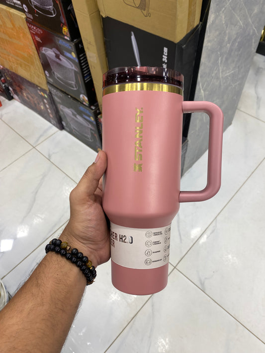 The Stanley Flip Straw Quencher | 40 OZ
