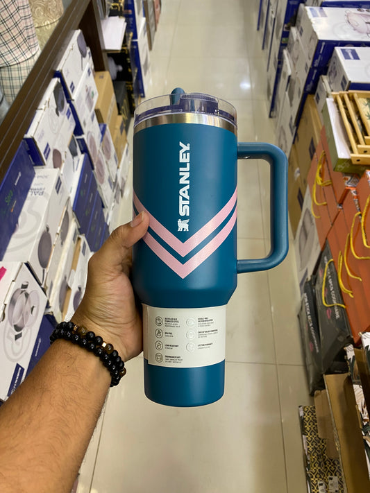 The Quencher Pro Sipper Tumbler Emerald Chevron