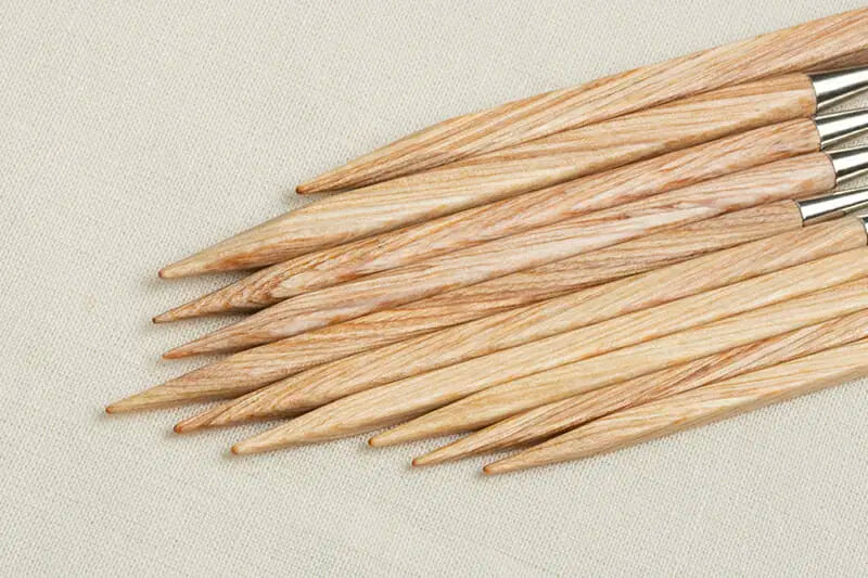 Sqr Needles