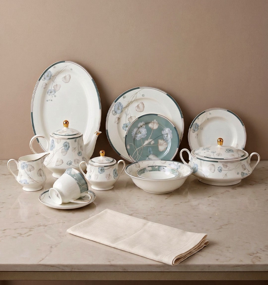 Super Bone Dinner set (61 pcs)