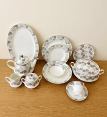 Super Bone Dinner set (61 pcs)