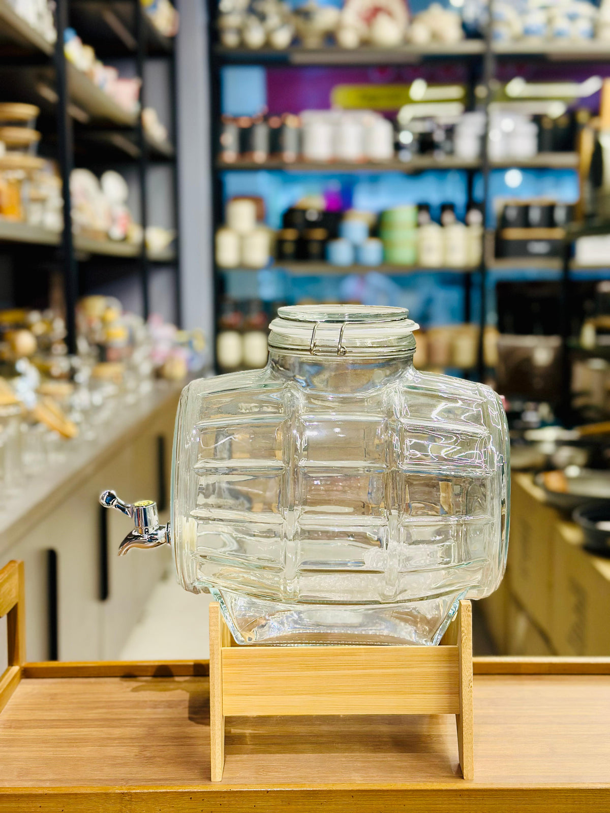 8ltrs barrel shape dispenser