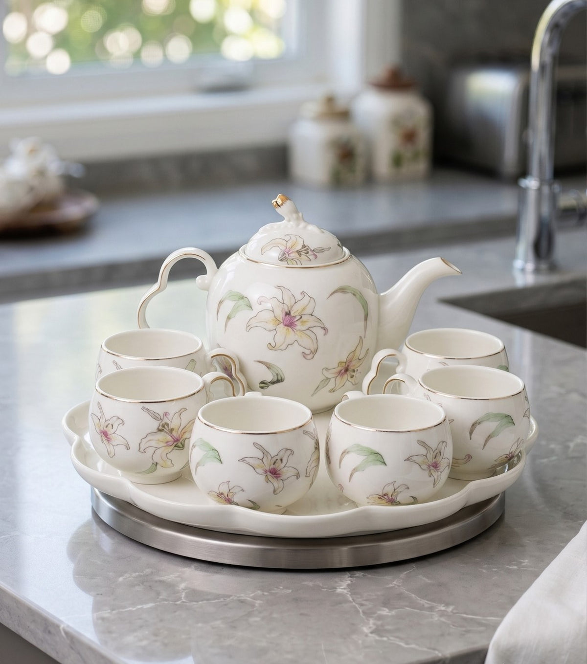 Revolving Tea Set
